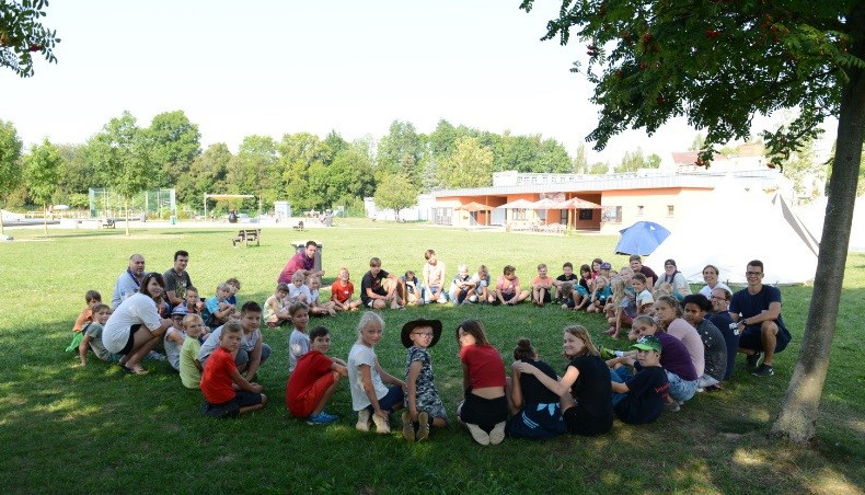 Gruppenbild.jpg